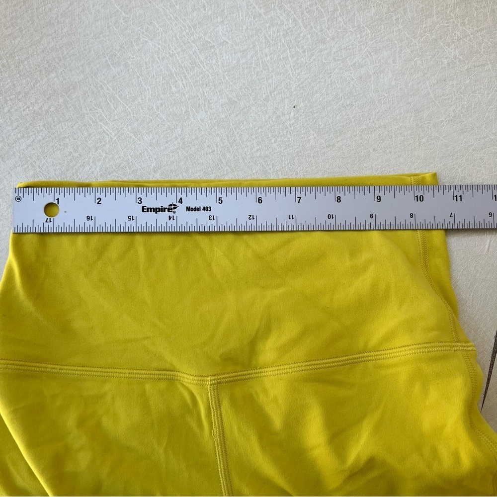 Lululemon Athletica Leggings Women’s Size 4 - Picture 3 of 6